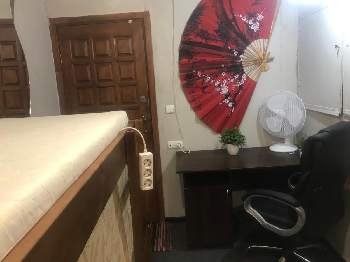Ararat-Teatralnaya Hostel Kijów Zewnętrze zdjęcie