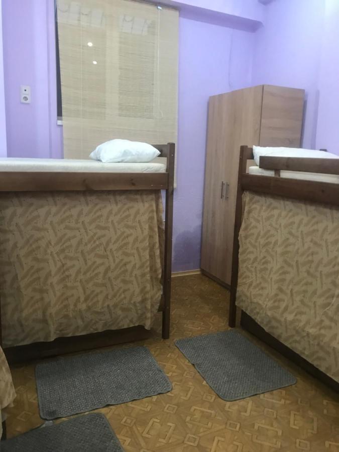 Ararat-Teatralnaya Hostel Kijów Zewnętrze zdjęcie